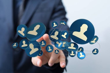 Dijital Dünya 'da İnsan Kaynakları ve Sosyal Ağ Bağlantısı