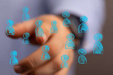 Profesyonel El Dijital Sosyal Ağ Arayüzü ile Etkileşimi