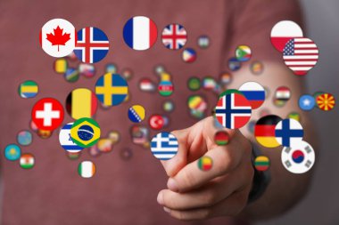 Küresel Bayraklara El Uzatmak: Çeşitlilik, Topluluk, Birlik Konsepti