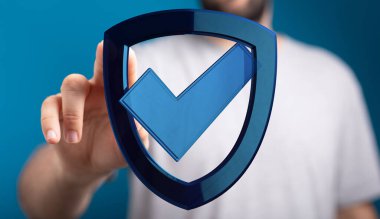 Kalkan Simgesini İşaretli İle Gösteren Kişi, Güvenlik ve Koruma