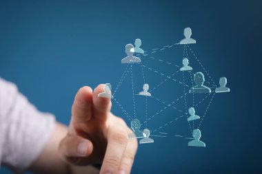 Bağlı ağ kavramı insan dokunuşu sosyal medya iletişimi