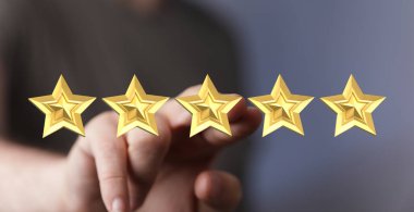 Beş Altın Yıldızın El Değerlendirme Pozitif Geribildirim Konsepti