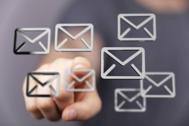 Gelen Kutusundan Elle E- posta Seçme: Dijital İletişim