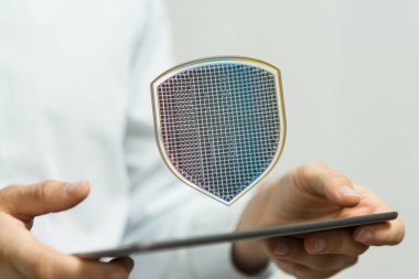 Dijital Kalkan: Çevrimiçi Güvenlik ve Veri Koruma