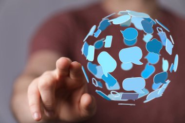 İletişim, bağlantı ve paylaşımı temsil eden konuşma baloncukları küresi