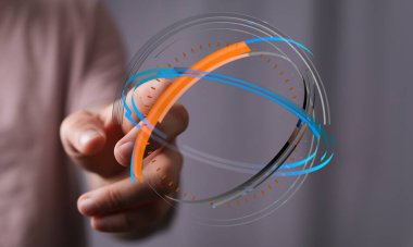 Kişinin Geleceği Tutan Dijital Küre: Küresel Bağlantı ve Teknoloji