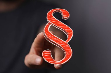 Hukuk ve Hukuki Paragraf Sembolünün Dijital Temsili