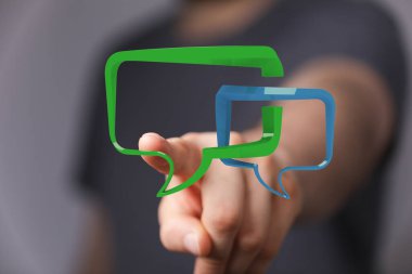 Dijital İletişim Konsepti için Kişi Dokunaklı Mesaj Baloncukları