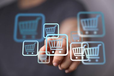 Çevrimiçi alışveriş konsepti ekommerce için el ve el etkileşimi simgeleri ile.