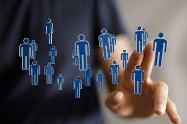 İnsanları teknolojiye bağlayan dijital insan ağı soyut tasarımı