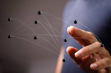 Dijital ağ bağlantısı, veri ve teknoloji kavramına dokunmak