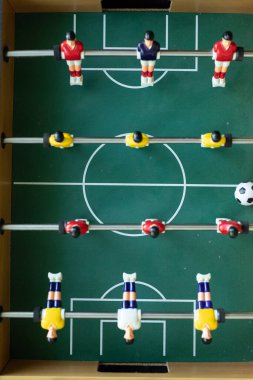 Langırt Masa üstü Oyunu: Eğlenceli Aile Etkinliği