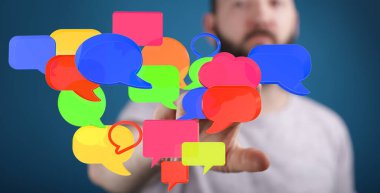 Renkli Konuşma Baloncukları: İletişim ve Sosyal Medya Kavramı