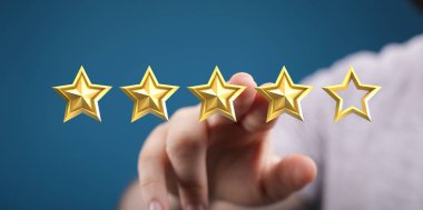 Değerlendirme konsepti için altın yıldızlı el değerlendirme hizmeti