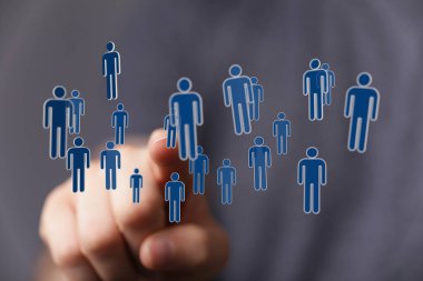 Dijital insanlarla insan ağ bağlantısı kavramı, takım çalışması fikri