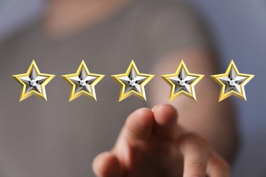 Beş yıldıza Dokunan Adam: Derecelendirme, Başarı ve Geri bildirim