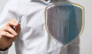 Dijital Kalkan: Siber Güvenlik ve Veri Koruma Konsepti