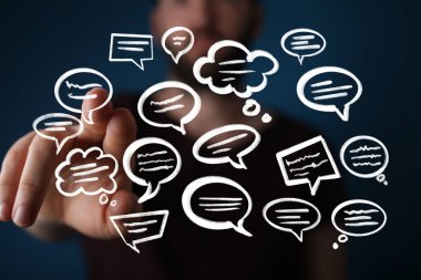 Yüzen Konuşma Baloncuklarıyla Etkileşim: İletişim Konsepti