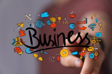 Renkli Karalama Simgeleriyle Dinamik İş Stratejisi ve Fikir Geliştirme