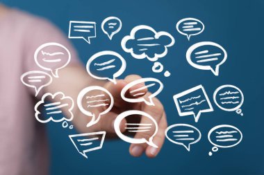 Yüzen Konuşma Baloncuklarıyla El Etkileşimi: İletişim Konsepti