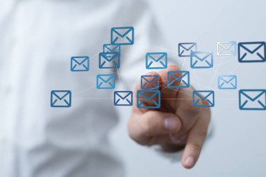 Global E- posta Ağı: İnsanları Dijital İletişim yoluyla Bağlamak