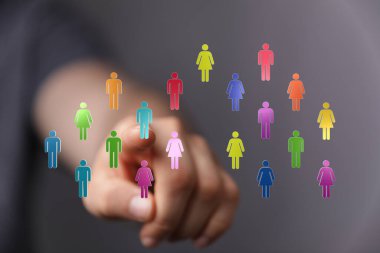 Renkli İnsanlar Topluluk ve Takım Çalışmasını Kavramsal olarak Temsil Ediyor