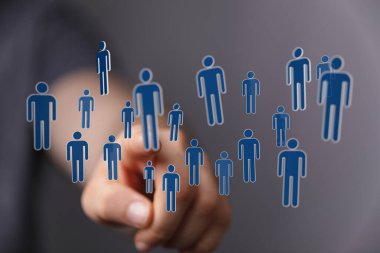 Dijital kişi simgeleri kullanılarak insanların ağ konseptine bağlanılıyor