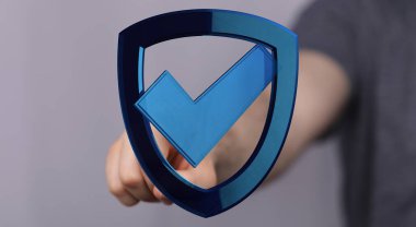 Mavi Kalkanla El ele tutuşmak Güvenlik ve Korunmayı Sembolize eder