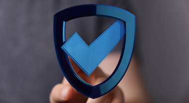 Dijital onay kalkanı konsepti: güvenlik ve koruma kontrol edildi