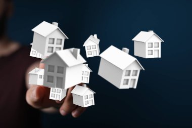 Kişi Tutma Model Konutları Emlak Sahipliği Kavramını Temsil Ediyor