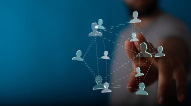 Takım çalışmasını, iletişimi ve işbirliğini temsil eden bağlı ağ kavramı