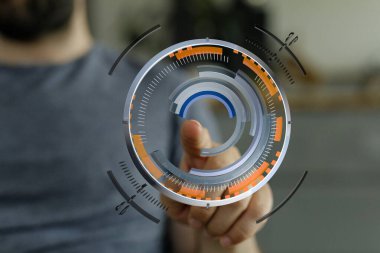 Dijital ekran ile el etkileşimi ile gelecek arayüzü