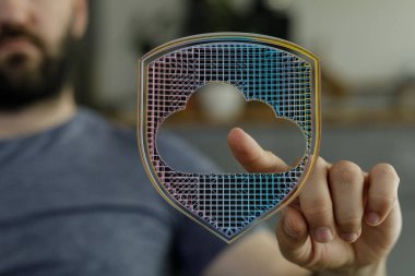 Bulut kalkanlı veri güvenliği, internet konsepti, ağ koruması soyut