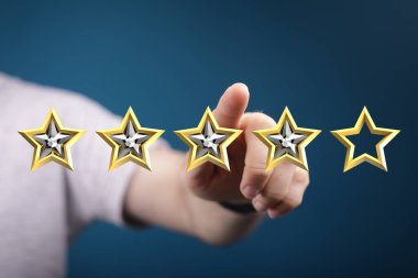 El yordamı yıldız derecesi. Pozitif geribildirim kavramı ve gözden geçirme