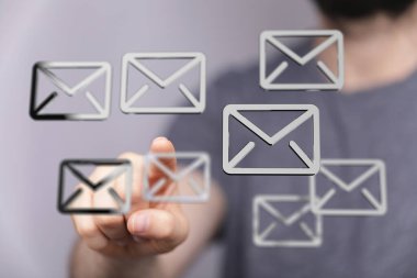 Çoklu E- posta Yönetimi: Dijital Gelen Kutusu Arayüzü