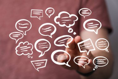 Yüzen Konuşma Baloncuklarıyla Etkileşim: İletişim Konsepti