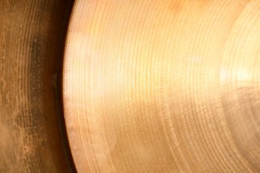 Altın ahşap ahşap dokusuna ve detaylı arkaplana yakın plan