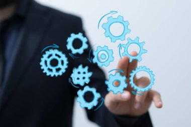 İşadamı Vites Mekanizmasıyla Etkileşiyor