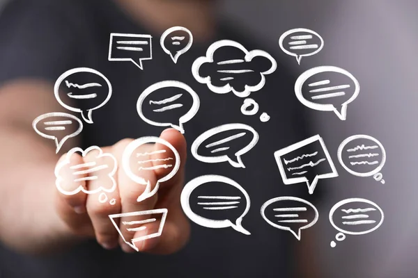 Yüzen Konuşma Baloncuklarıyla El Etkileşimi