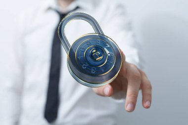 Siber Güvenlik: Dijital Kilit ve Veri Koruması