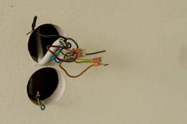 Duvara Elektrik Kablosu Kurulumu