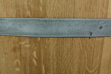 Metal bant Detaylı Tahta Fıçı Yakın plan