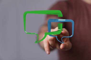 Dokunaklı dijital konuşma baloncukları: İletişim konsepti