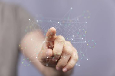 Noktalar Birleştiriliyor: Dijital Ağ ile Etkileşen Bir Parmak