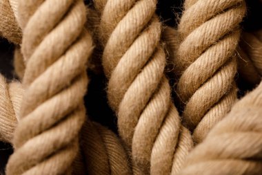 Kalın İp Dokusunun Yakın Çekimi: Rustik, Ayrıntılı ve Güçlü