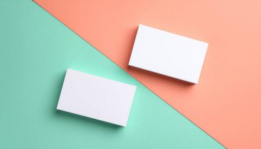 İş Kartı Model Flat Renk Bloğu Arkaplanında Yatar