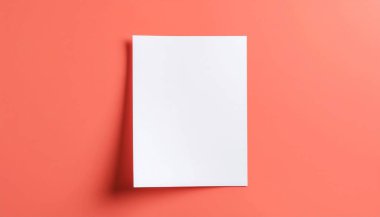 Parlak Katı Renk Arkaplanı üzerine Boş A4 Kağıt Yapılandırması
