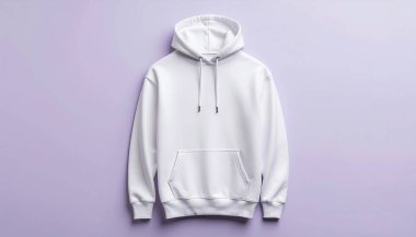 Pastel Arkaplanda Beyaz Kapüşonlu Model