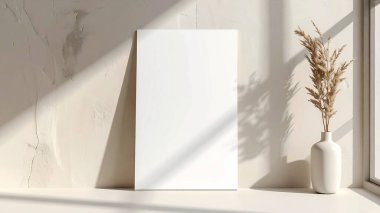 Markalaşma Sunumu için Asgari Arkaplanda Boş Kağıt Modeli