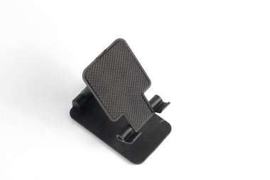 Telefon kulübesi beyaz arka planda izole edilmiş. Video izlemek ya da ödev yapmak için bir stand.